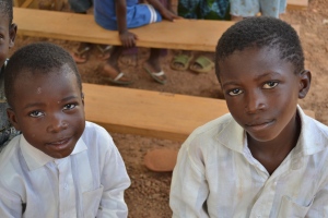 CHRF Donors are helping provide hundreds of meals to children in each week in Burkina Faso!